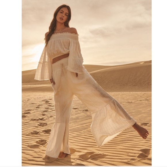 BOHEMIAN PEASANT Woven Flare Leg Cotton Pants - Picture 2 of 7